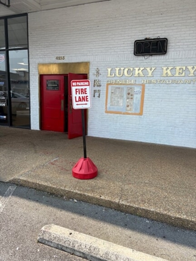 Directional Signs & Wayfinding Signs Photo